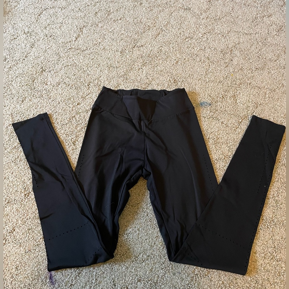 Gymshark Laser Cut High Rise Leggings | black